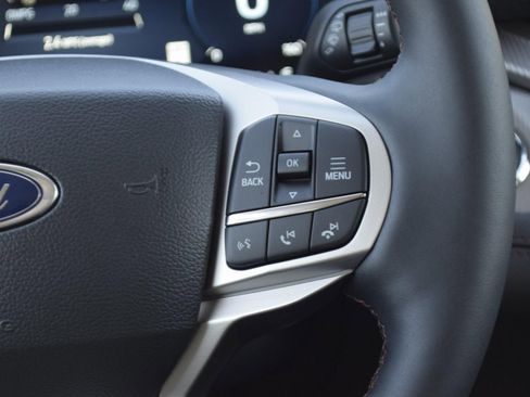 New 2026 Ford Explorer Active w/ Active Comfort Package image 10