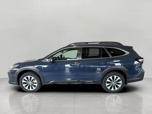 Used 2023 Subaru Outback Limited AWD/4WD image 8