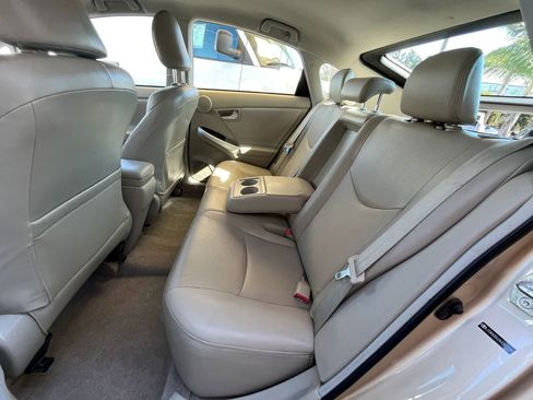 Used 2010 Toyota Prius Five image 15