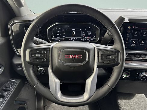 Used 2024 GMC Sierra 1500 SLT AWD/4WD image 18