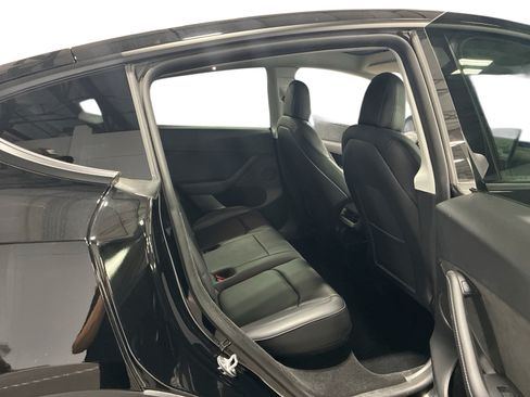 Certified 2022 Tesla Model Y Performance AWD/4WD image 11