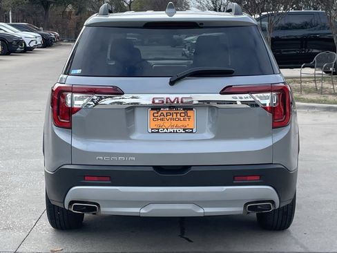 Certified 2023 GMC Acadia SLE w/ Driver Convenience Package image 5