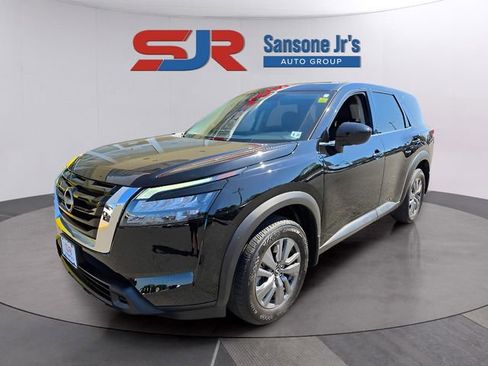 Certified 2024 Nissan Pathfinder S AWD/4WD image 1