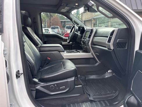 Used 2018 Ford F250 Lariat w/ Lariat Ultimate Package image 23