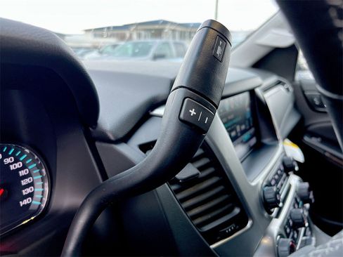 Used 2019 Chevrolet Suburban LT image 14