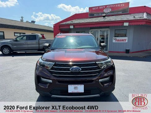 Used 2020 Ford Explorer XLT w/ Equipment Group 202A AWD/4WD image 2