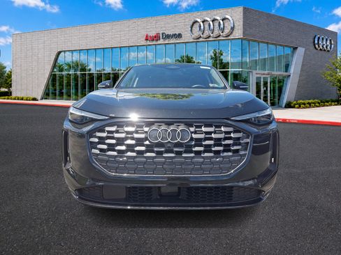 Certified 2025 Audi Q5 Prestige AWD/4WD image 2