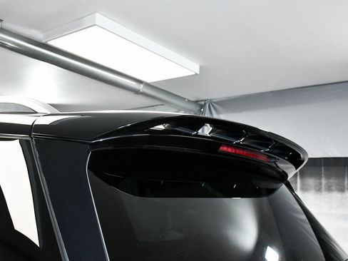 Used 2024 Mercedes-Benz GLE 350 4MATIC image 85