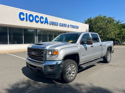 Used 2018 GMC Sierra 2500 4x4 Crew Cab w/ Sierra Convenience Package image 1