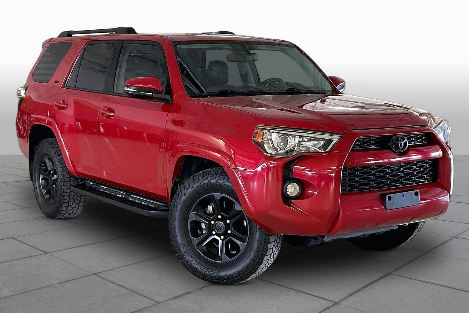 Used 2017 Toyota 4Runner SR5 Premium RWD image 2