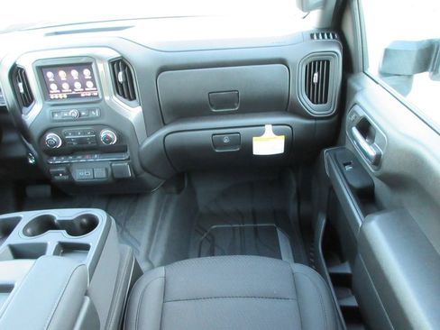 New 2026 Chevrolet Silverado 3500 W/T AWD/4WD image 19