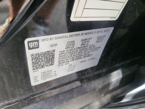 Used 2025 GMC Terrain Elevation AWD/4WD image 7