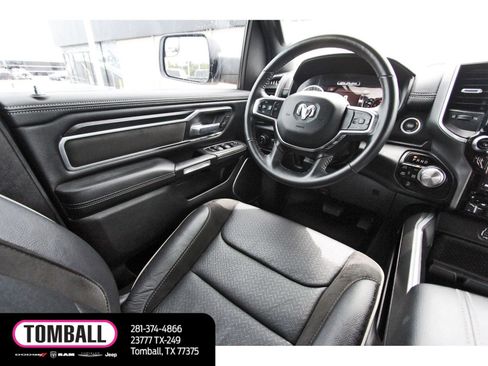 Used 2023 RAM 1500 Laramie AWD/4WD image 9