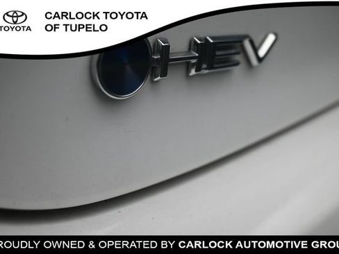 Used 2025 Toyota Camry SE FWD image 14