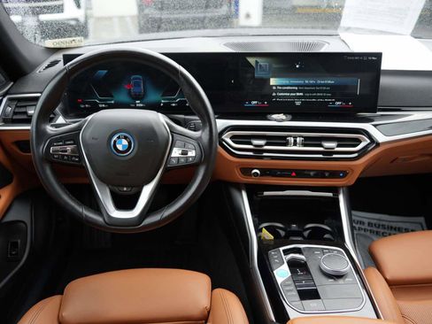 Certified 2023 BMW i4 eDrive35 w/ Premium Package image 8