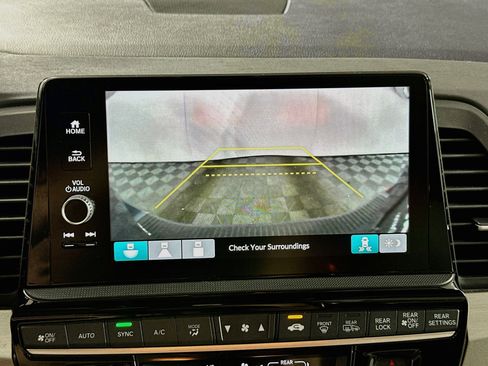 Used 2025 Honda Odyssey EX-L image 22