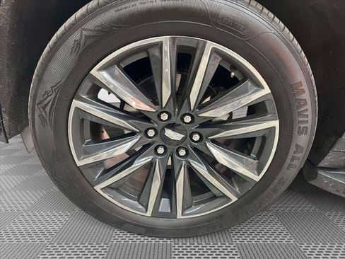 Used 2024 Cadillac Escalade Sport AWD/4WD image 10