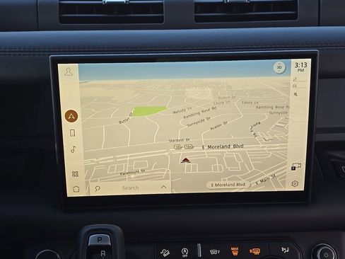 New 2025 Land Rover Defender 130 X-Dynamic SE AWD/4WD image 17