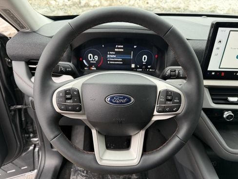 New 2026 Ford Explorer Active w/ Active Comfort Package AWD/4WD image 13