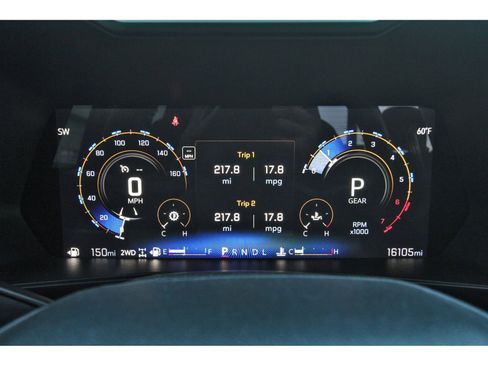 Used 2024 Chevrolet Colorado Trail Boss w/ Advanced Trailering Package image 16