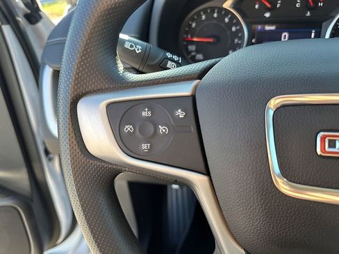 Used 2022 GMC Terrain SLE w/ Driver Convenience Package image 30