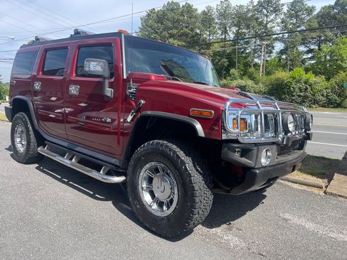 Used 2004 HUMMER H2 w/ Preferred Equipment Group image 1