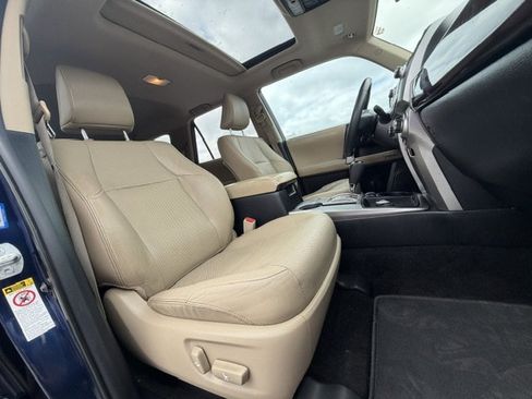 Used 2016 Toyota 4Runner Limited RWD image 7