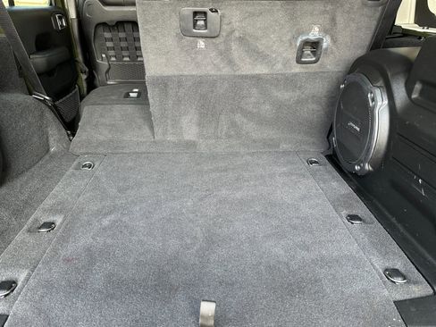 Used 2021 Jeep Wrangler Unlimited Rubicon image 15