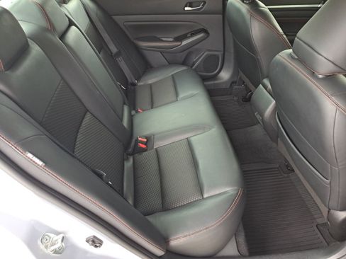 Used 2023 Nissan Altima 2.5 SR FWD image 18