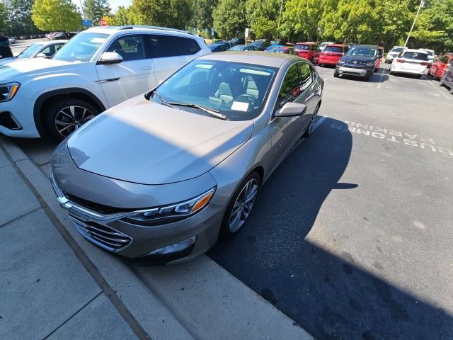 Used 2024 Chevrolet Malibu LT FWD image 3