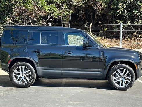 New 2026 Land Rover Defender 110 S image 6