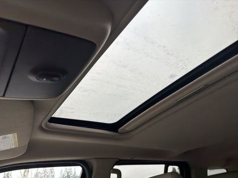 Used 2007 Ford Explorer XLT image 10