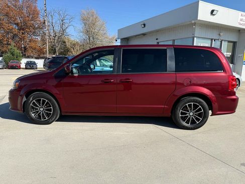 Used 2019 Dodge Grand Caravan GT image 9