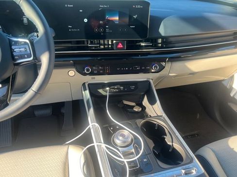 New 2026 Kia Carnival SX Prestige FWD image 11