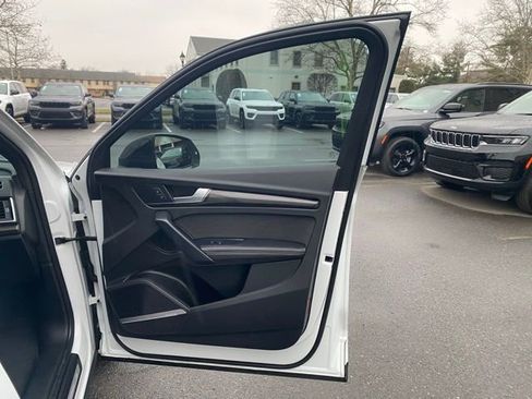 Used 2023 Audi SQ5 Prestige image 31