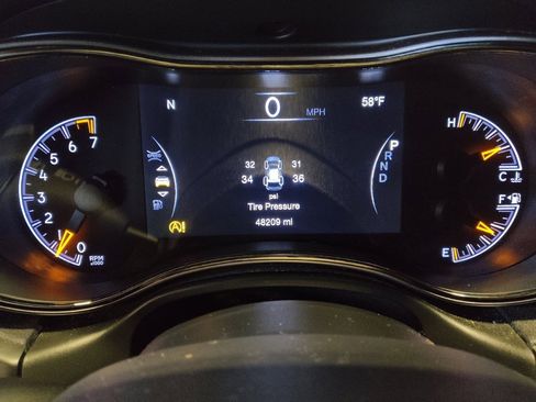 Used 2020 Jeep Grand Cherokee Limited X image 23