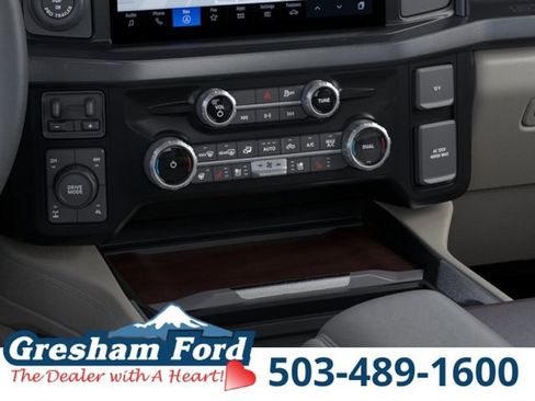 New 2026 Ford F350 Platinum w/ Platinum Plus Package AWD/4WD image 17