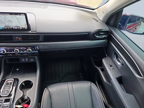 Used 2025 Honda Pilot Elite image 15