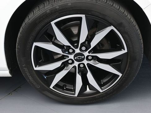Used 2024 Chevrolet Malibu RS FWD image 39