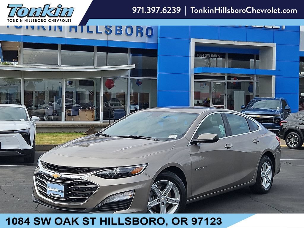 Used 2024 Chevrolet Malibu LT FWD image 1
