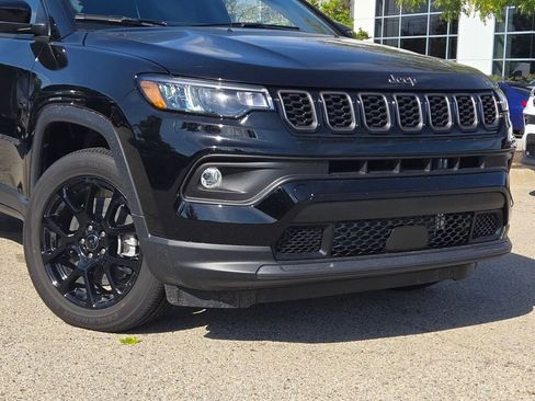 New 2026 Jeep Compass Latitude w/ Sun and Sound Group image 2