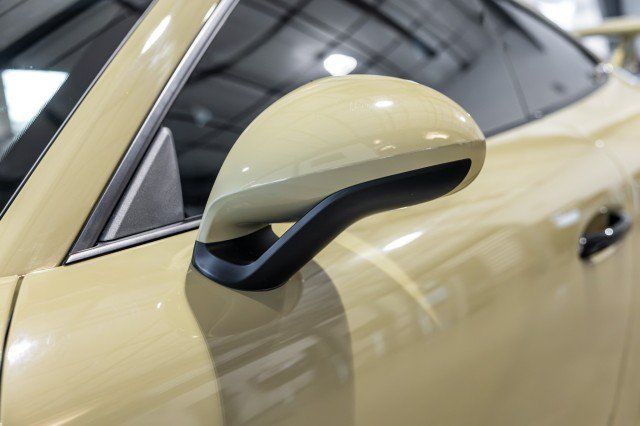 Used 2018 Porsche 911 GT3 RWD image 14