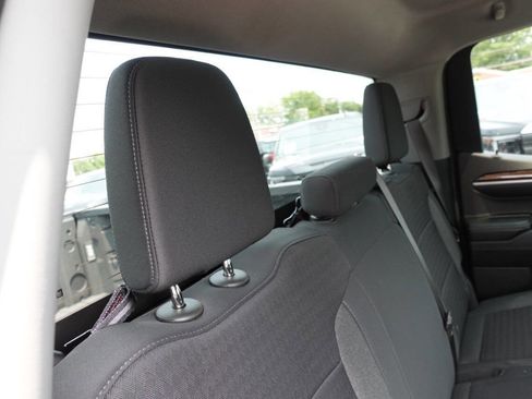 Used 2023 GMC Sierra 1500 Elevation image 31