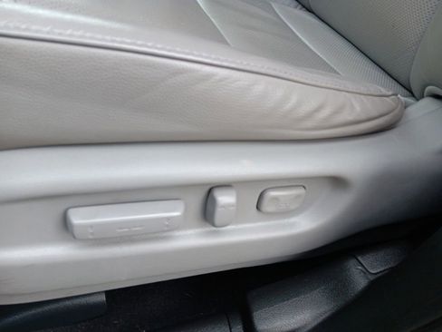 Used 2019 Honda Ridgeline RTL image 11