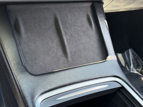 Used 2025 Tesla Model Y Long Range AWD/4WD image 28