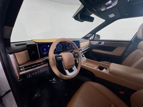 Used 2024 Hyundai Santa Fe Limited image 19