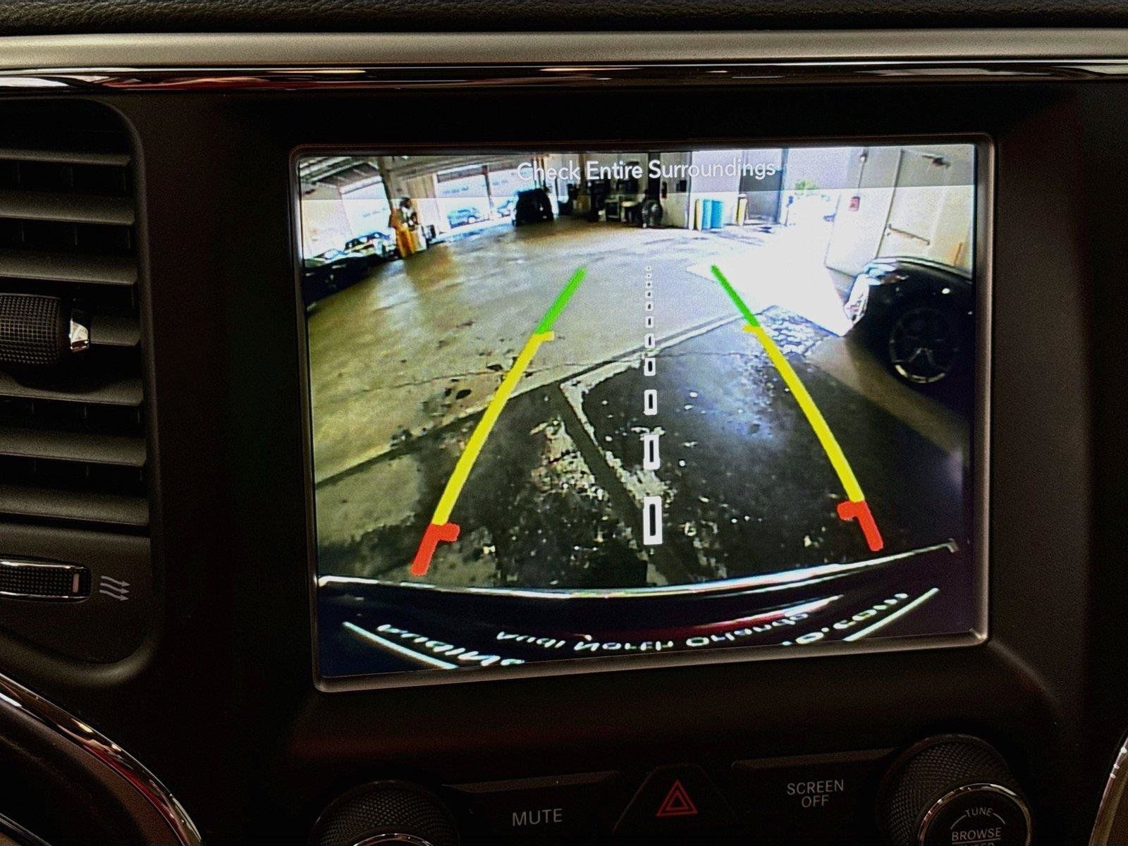 Used 2018 Jeep Grand Cherokee Limited RWD image 14