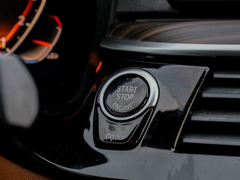 Used 2023 BMW 530i xDrive w/ Executive Package image 25