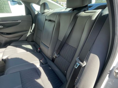 Used 2018 Chevrolet Impala LS image 21