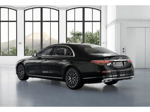 New 2025 Mercedes-Benz S 580 4MATIC Sedan image 29